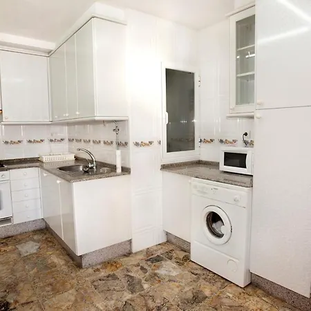 - 3 Bedrooms With Sea Views - 04065 Апартаменти *
